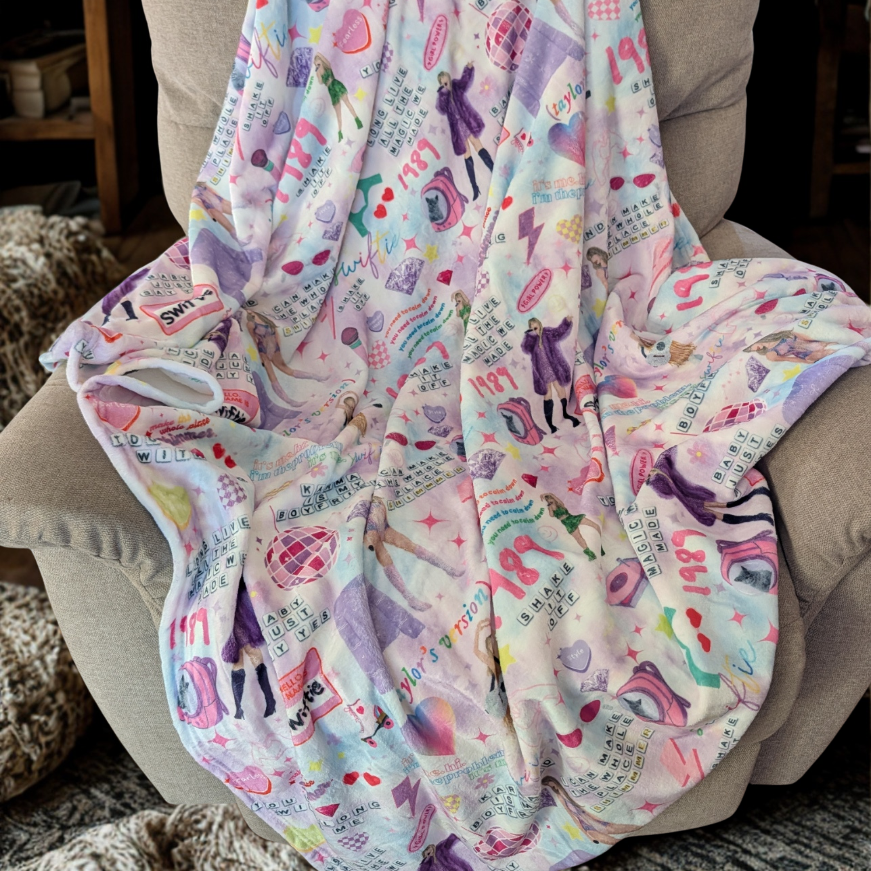 Blankets & Home Decor